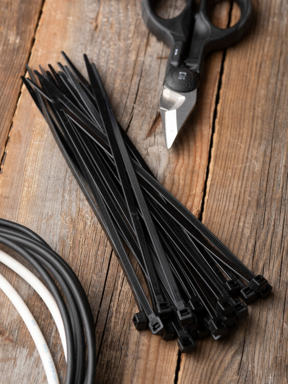 Стяжка кабельная (хомут)  350 x 4,8 мм черная (100шт) FlexLock PROxima